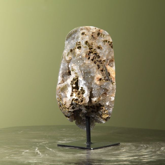 0005 Agate sur socle