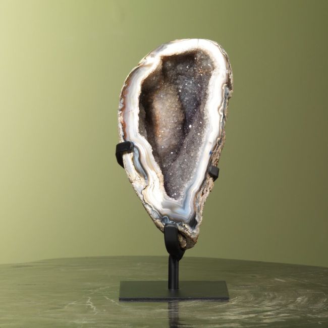 0024 Agate sur socle